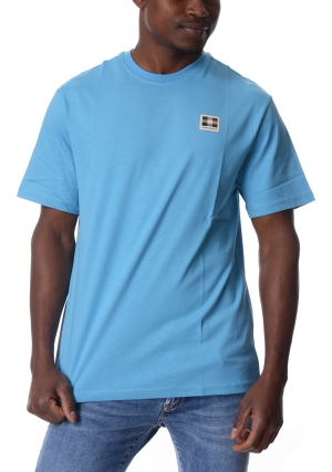AQUASCUTUM Tshirt uomo celeste con badge maniche corte